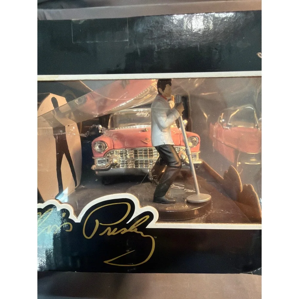 Jada Hollywood Rides Elvis Presley 1955 Cadillac Fleetwood Pink Die-Cast Figure